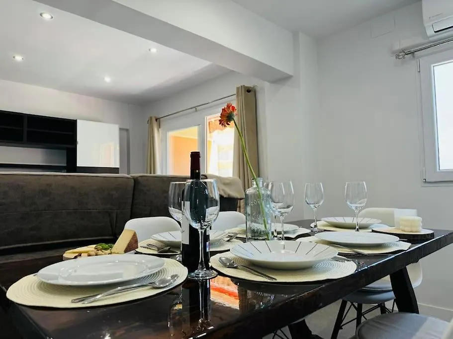 Apartment Ferienwohnung Increible Piso Al Lado Del Centro De Málaga