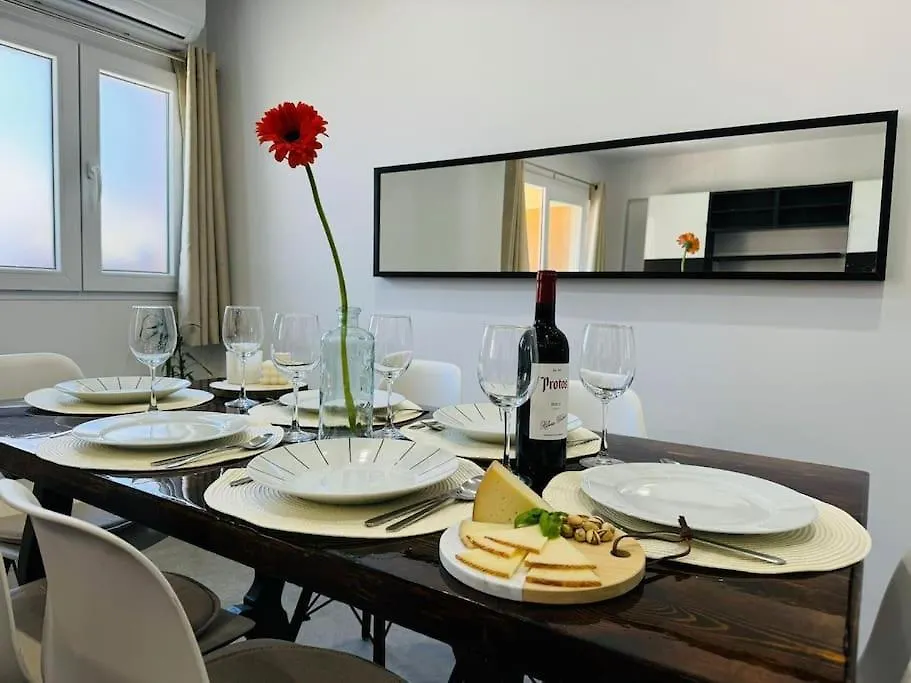 Apartment Ferienwohnung Increible Piso Al Lado Del Centro De Málaga